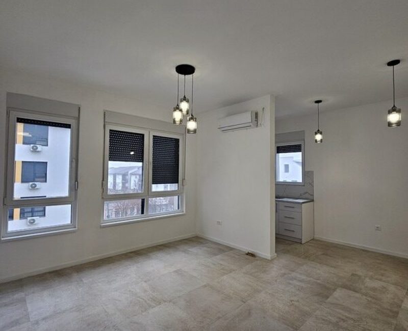 Dvoiposoban stan sa garažnim mestom 16