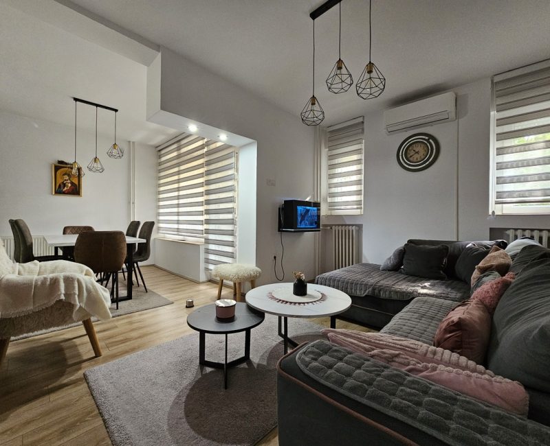 Trosoban stan, 4.Juli, 1